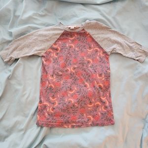 LuLaRoe Pink Floral Raglan Tee w/ 3/4 Gray Sleeves | Girls Size 8